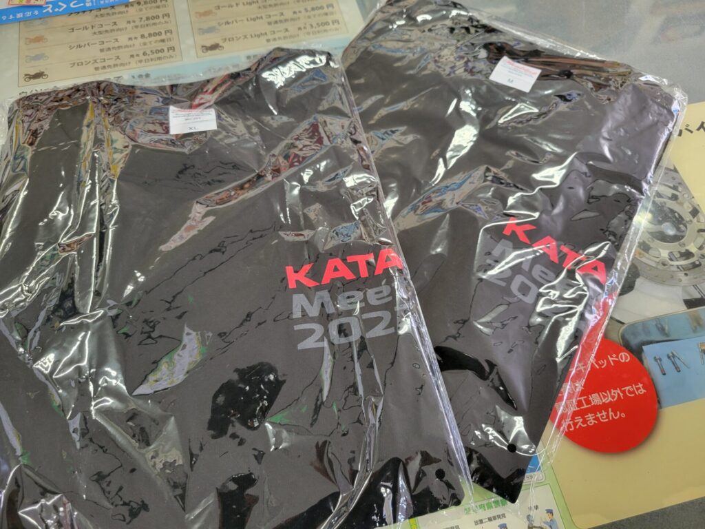 カタナＴシャツ在庫あります！