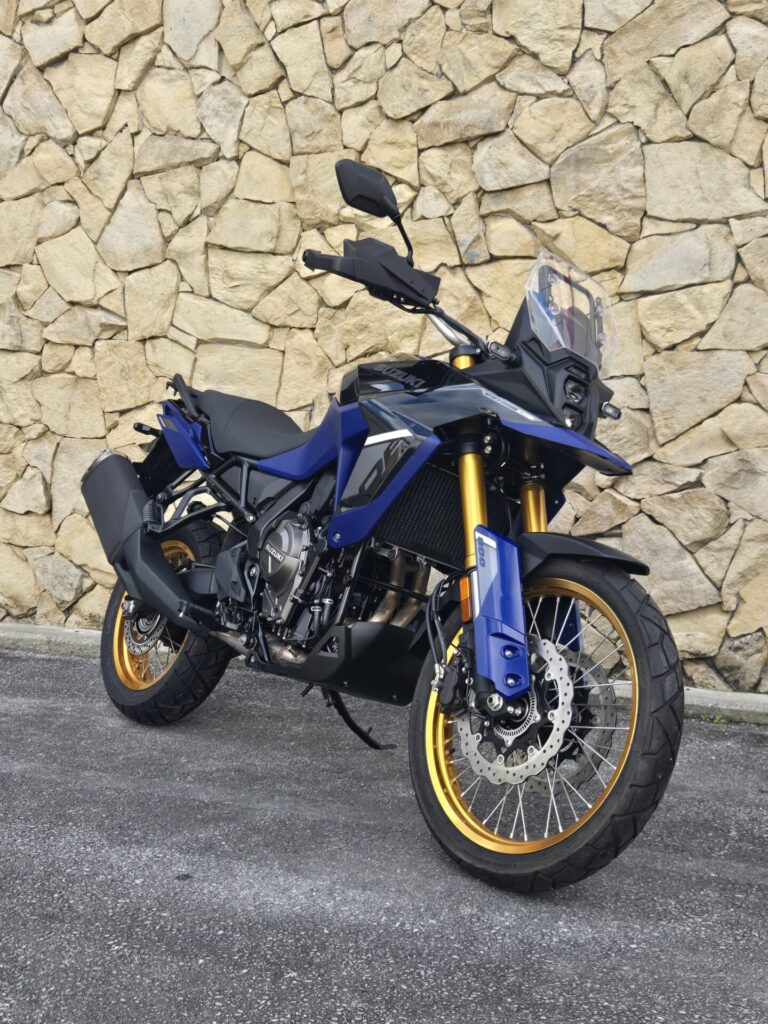 GSX-8S Vｽﾄﾛｰﾑ800DE 2023年モデル入荷しました！